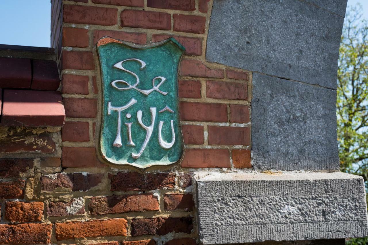 B&B El Tyu Ecaussinnes-d'Enghien ภายนอก รูปภาพ